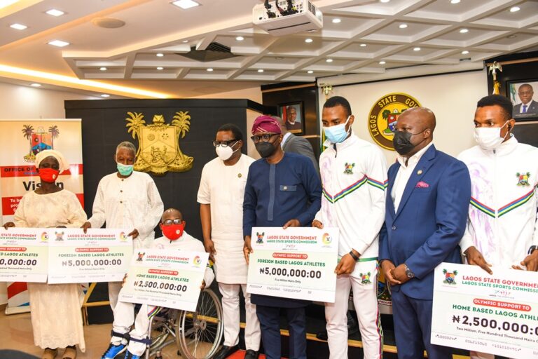 PICTURES: GOV. SANWO-OLU HANDS-OVER CHEQUES TO LAGOS ATHLETES & PRESENTS KEYS OF A 3-BEDROOM FLAT TO CHIOMA AJUNWA AT LAGOS HOUSE, IKEJA, ON THURSDAY, JUNE 24, 2021
