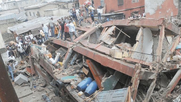 JUST IN: OCCUPANTS TRAPPED AS ANOTHER STOREY BUILDING COLLAPSES IN LAGOS