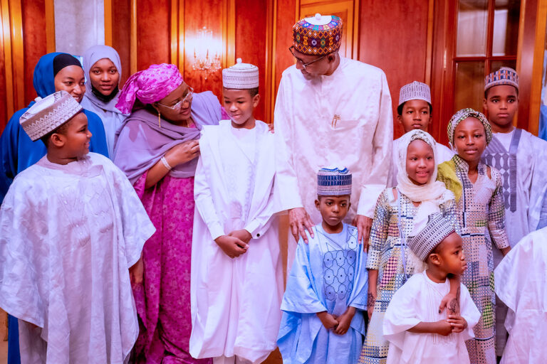 PRESIDENT BUHARI CELEBRATES EID WITH HIS FAMILY AND AIDES IN ABUJA (photos)
