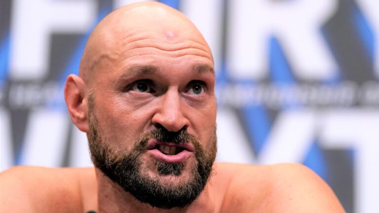 Fury demands £500m to fight Anthony Joshua