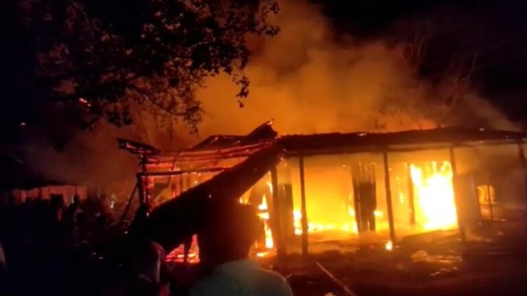 Fire Engulfs Popular Market In Ebonyi