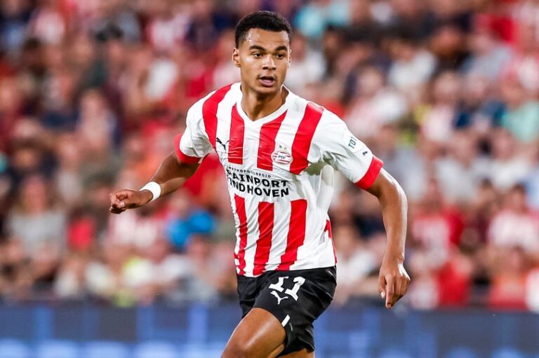 Man Utd set to table bid for £50m PSV Winger Cody Gakpo
