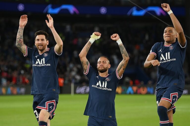 Galtier and Campos will speak with Neymar and Mbappe concerning their rift.