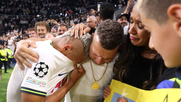Richarlison bursts into tears as Tottenham heroics kickstart Champions League campaign