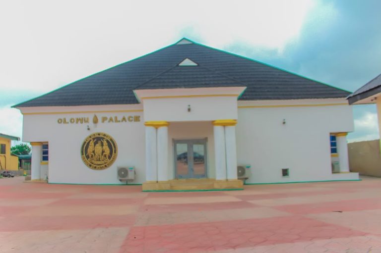 Jonathan, Ooni to attend 14th Olowu coronation