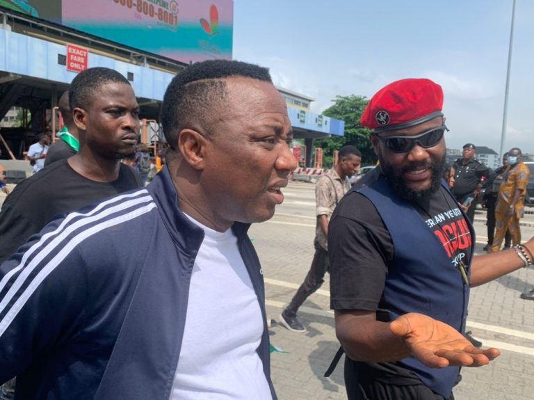 Sowore, Falz at #EndSARS memorial procession[Photos]