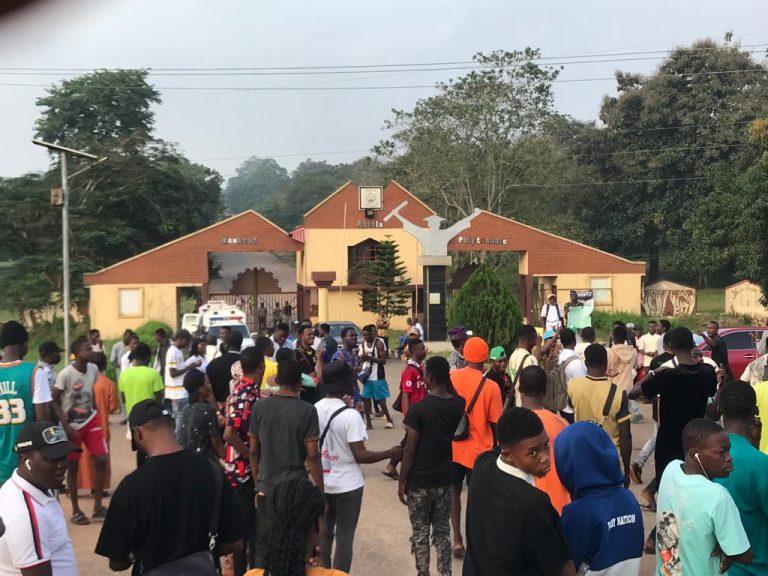 MAPOLY students protest increment in fees. 