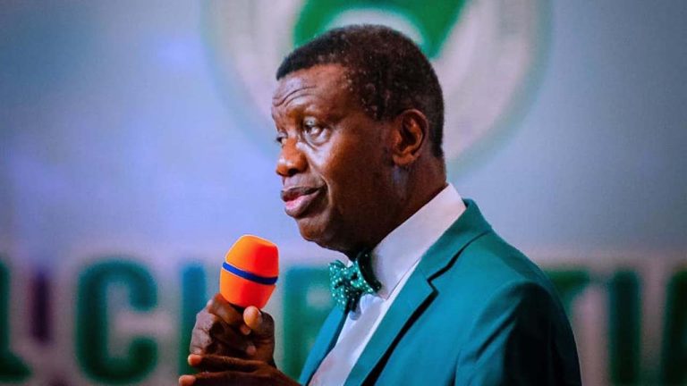 Adeboye knocks FG over naira redesign, decries deprecation
