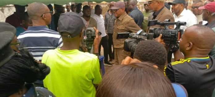 Screenshot_21-2-2026_17428_x.com_