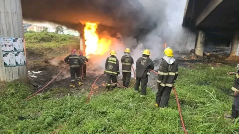 Otedola Bridge tanker fire after a diesel tanker falls from the Lagos bridge