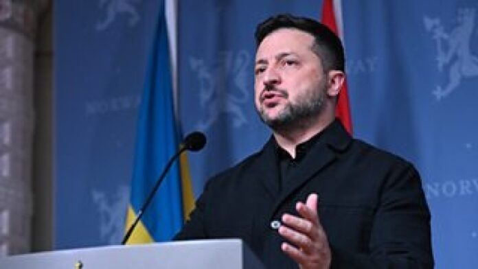 Zelensky Says US Intelligence Sharing Works as Witkoff Meets Putin US intelligence sharing with Ukraine as Volodymyr Zelensky discusses peace efforts with US envoy Steve Witkoff